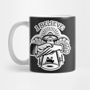 A UFO design. Mug